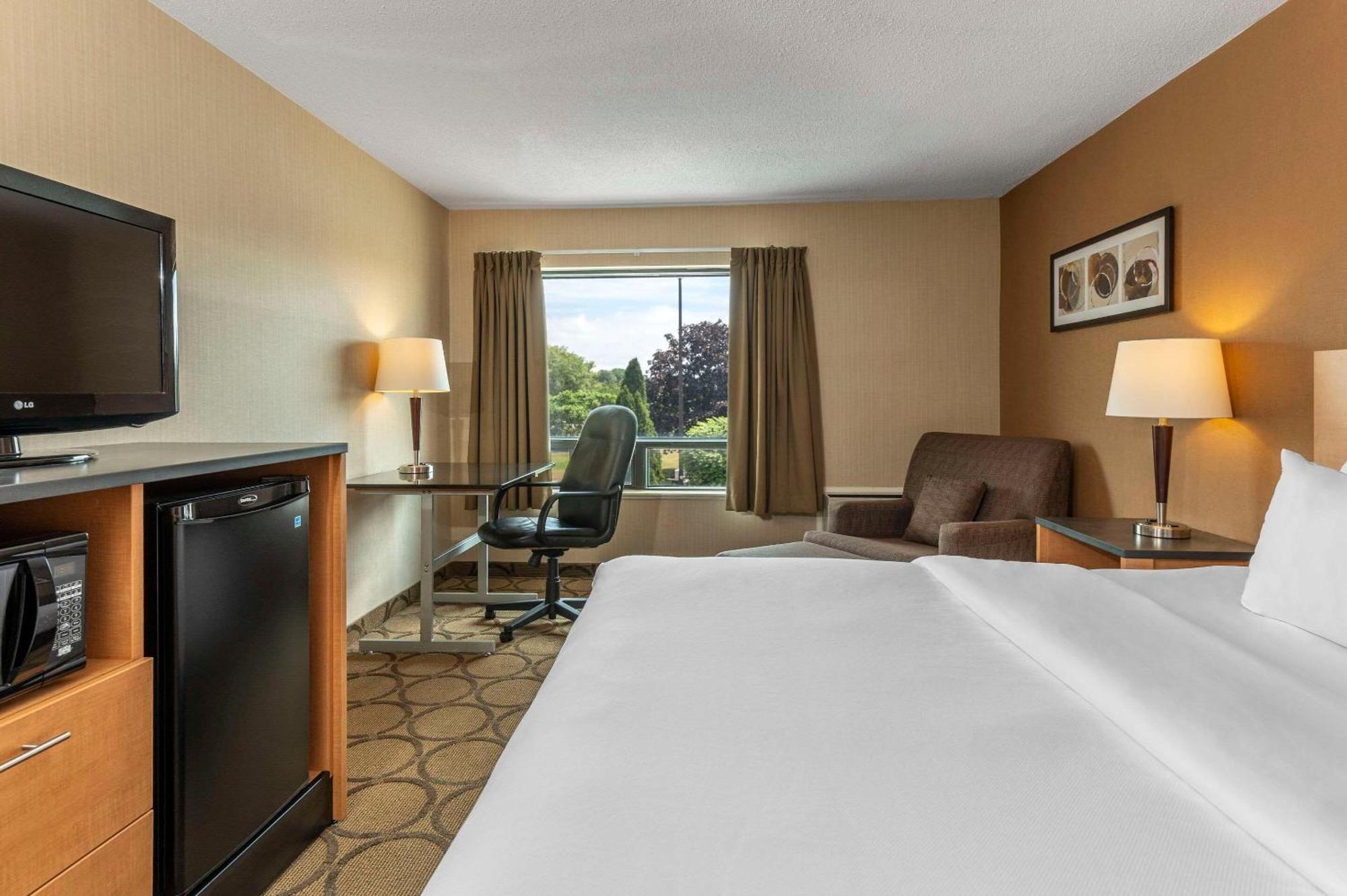 Comfort Inn Drummondville Eksteriør bilde
